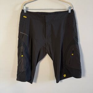 Mavic Men's Altium ERGORIDE Trail Cycling Shorts, Size M